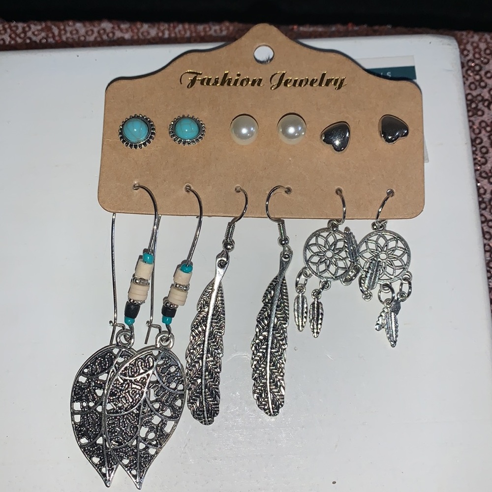 Fashion Jewelry 6 Pair of Earrings - Silver, Pearl and Turquoise (New)